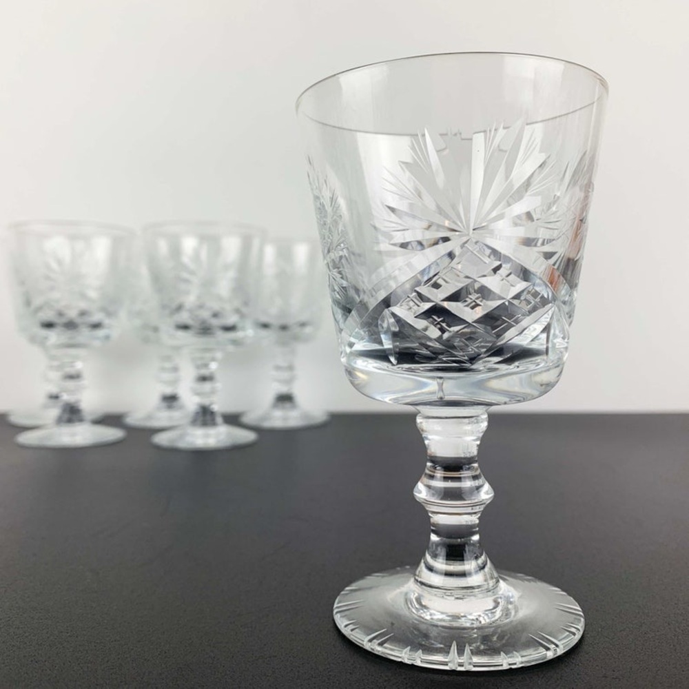 Set of 10 Crystal pinewheel & pineapple cut Wine Glass Set
